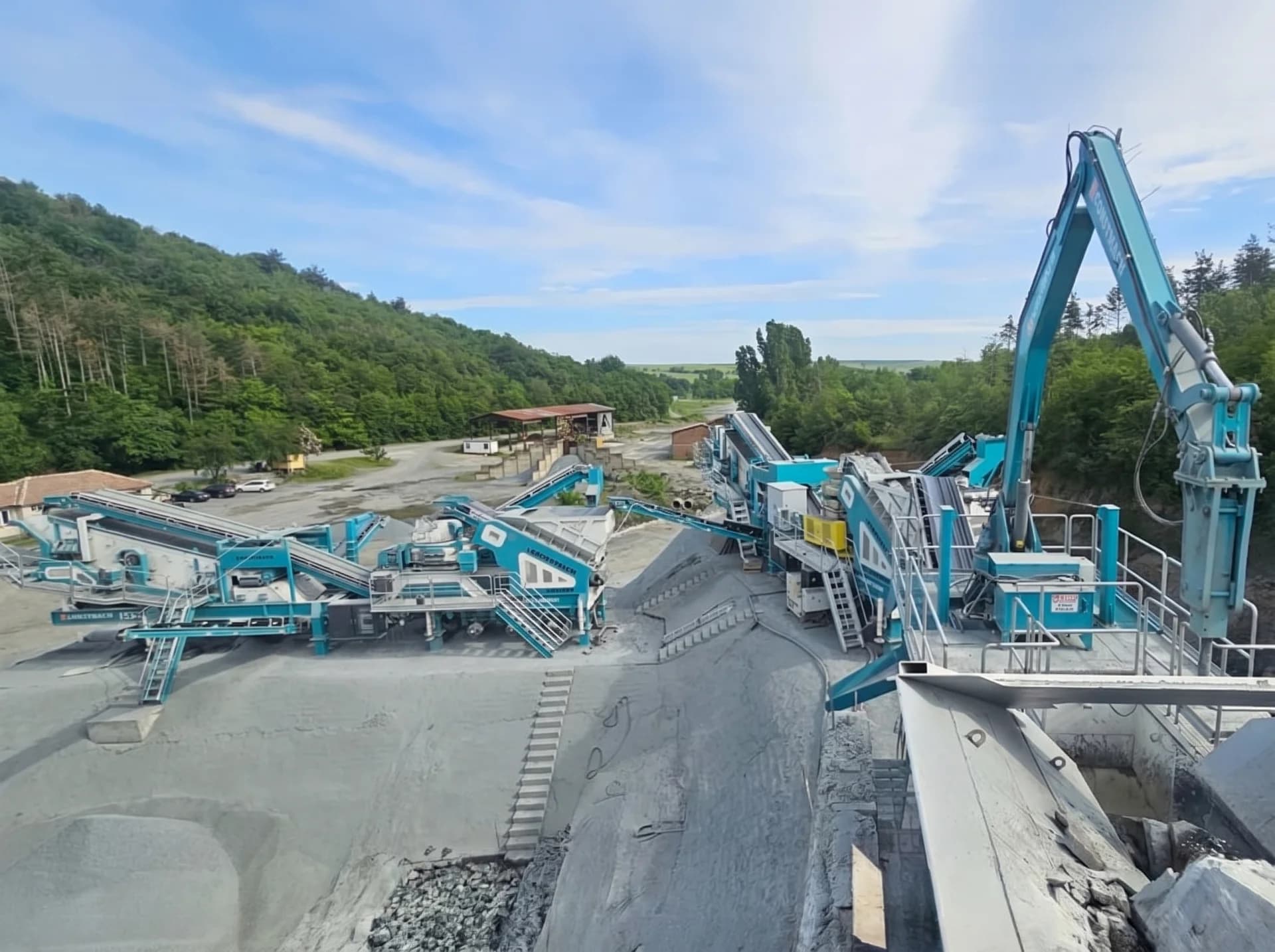 JCV-3 / MOBILE CRUSHING & SCREENING PLANT — Bulgaria kurulum referansı