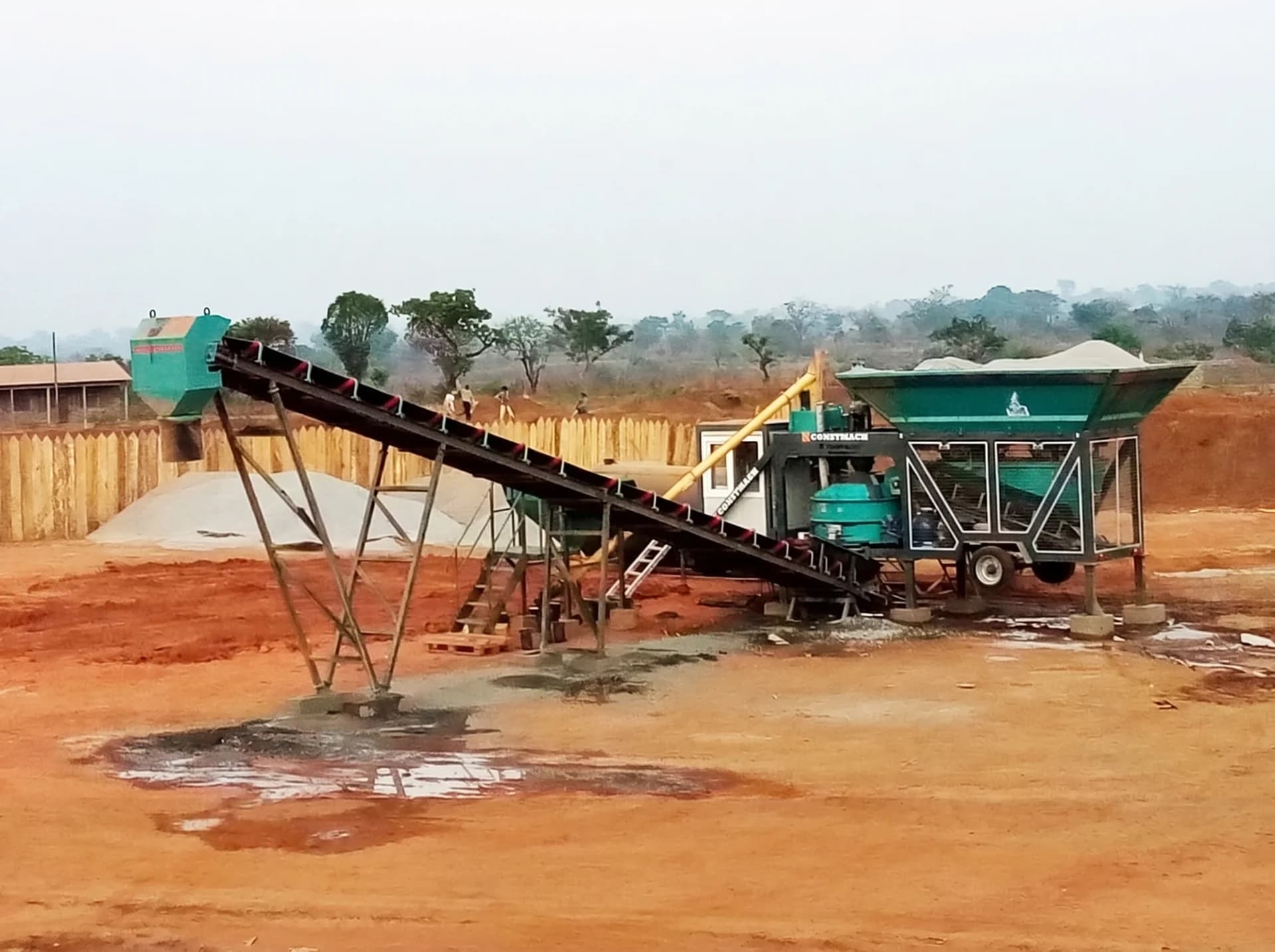 MOBICOM 30 / CONCRETE BATCHING PLANT — Cameroon kurulum referansı