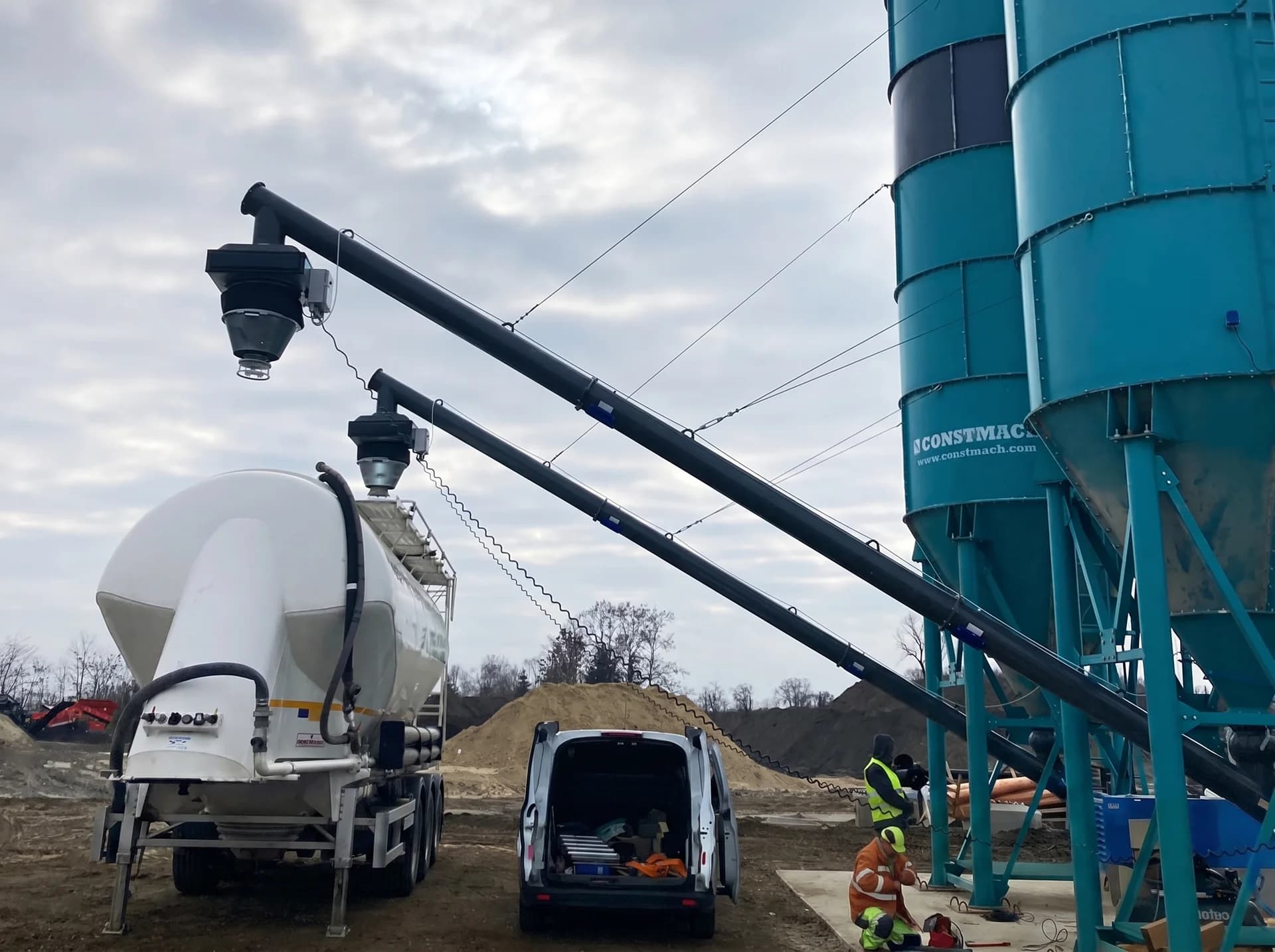 CEMENT LOADING TERMINALS — Hungary kurulum referansı