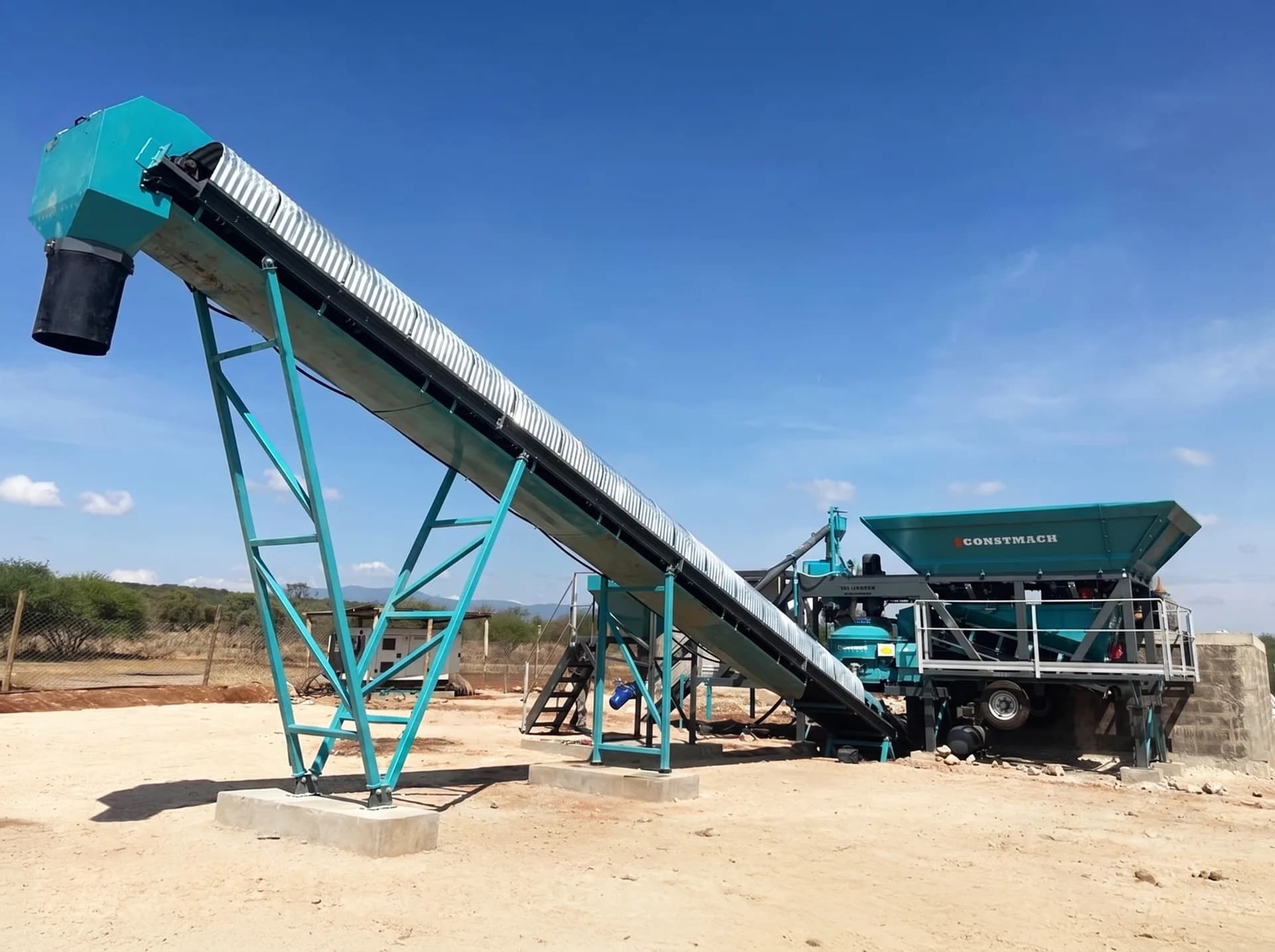MOBICOM 30 / CONCRETE BATCHING PLANT — Kenya kurulum referansı