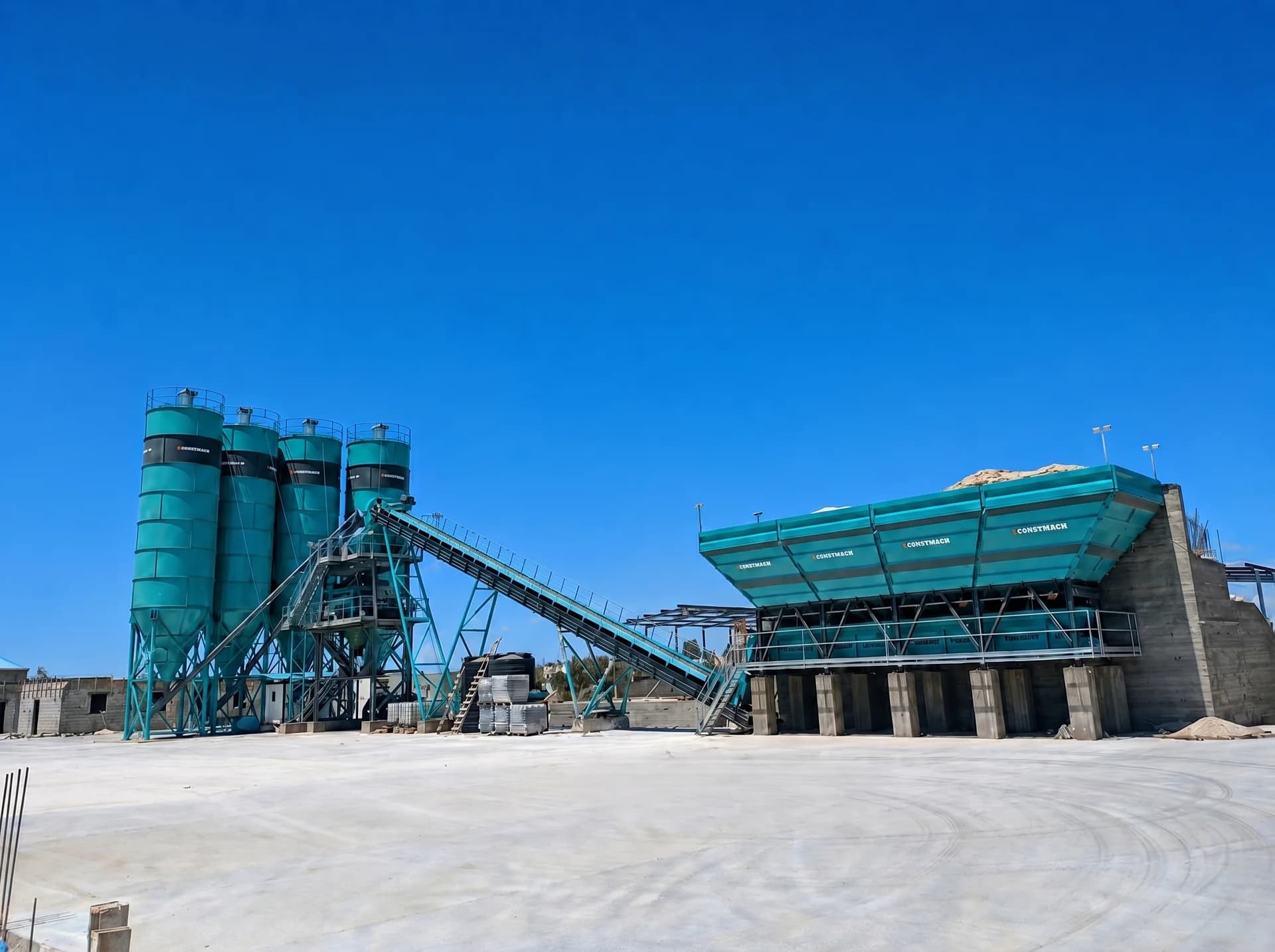STATIONARY 120 / CONCRETE BATCHING PLANT — Libya kurulum referansı