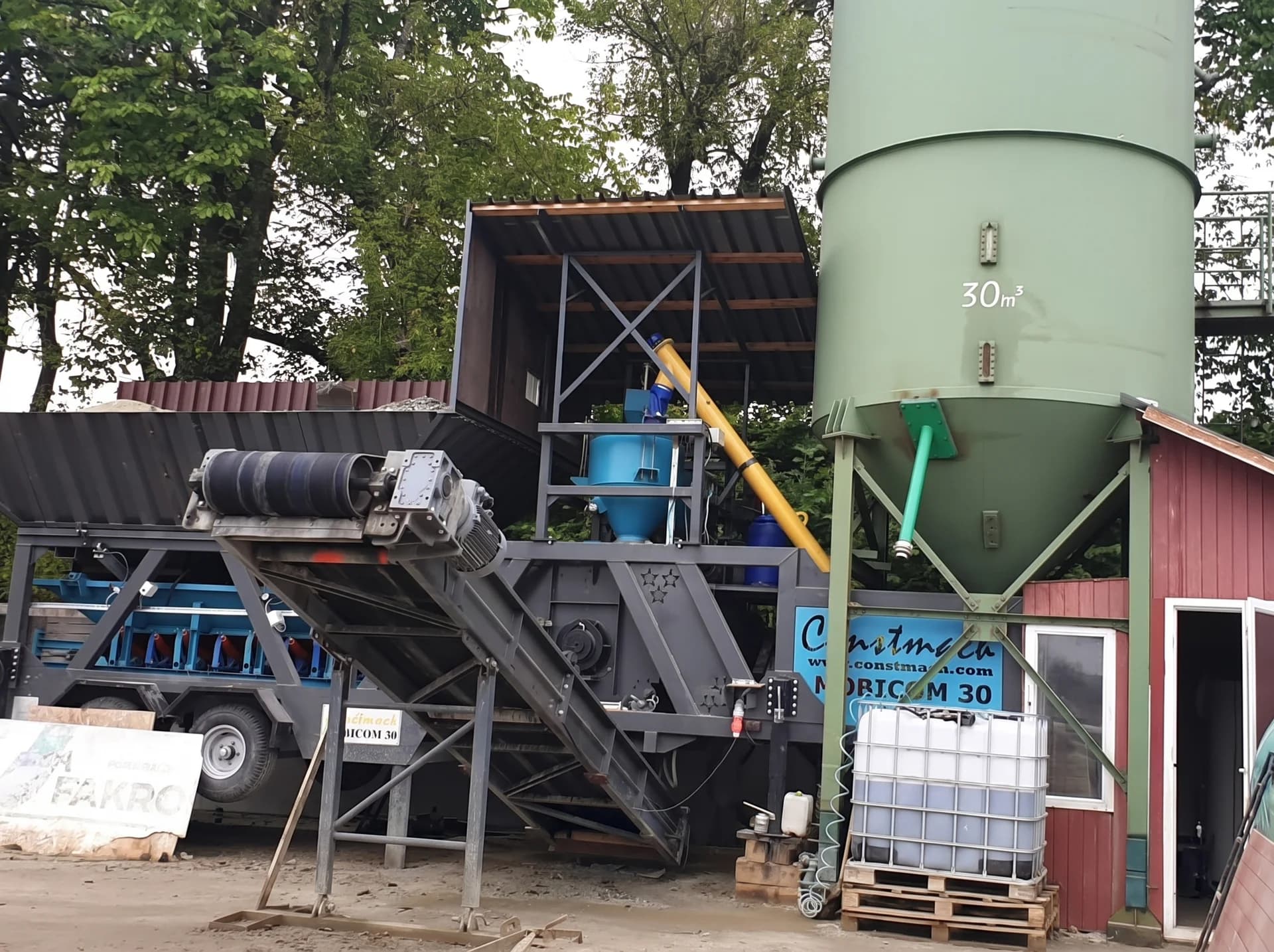 MOBICOM 30 / CONCRETE BATCHING PLANT — Poland kurulum referansı