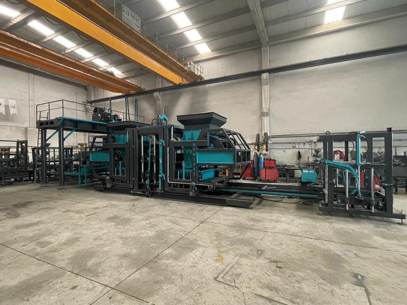 BS-25 Beton Blok Yapma Makinesi