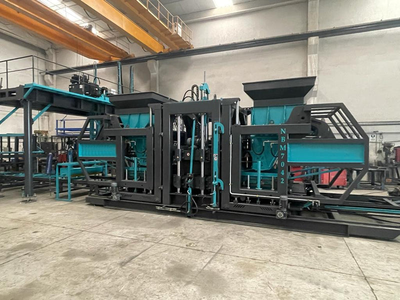 BS-25 Beton Blok Yapma Makinesi