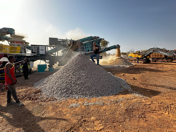 JC-1 Mobile Jaw Crusher Plant 60-80 TPH