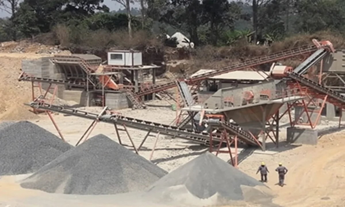 Constmach 150 tph Crushing & Screening Plant Installed in Cameroon