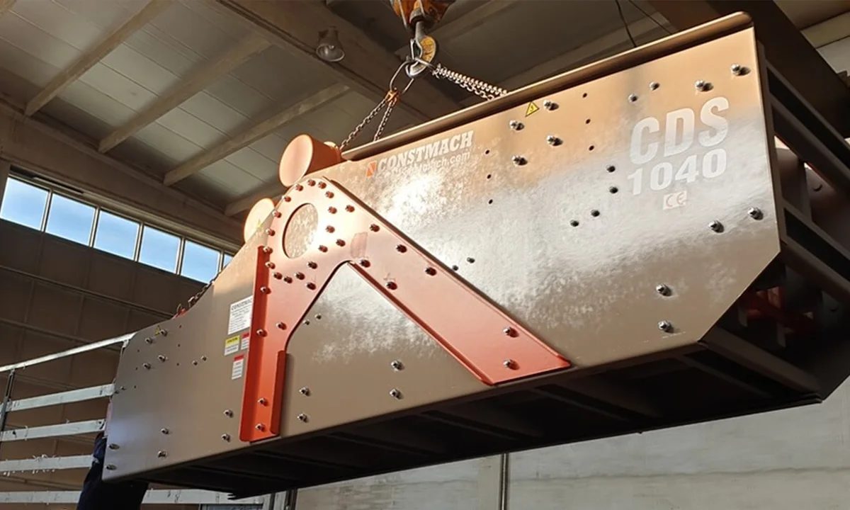 Six Constmach CDS-1040 Dewatering Screens Shipped to Switzerland