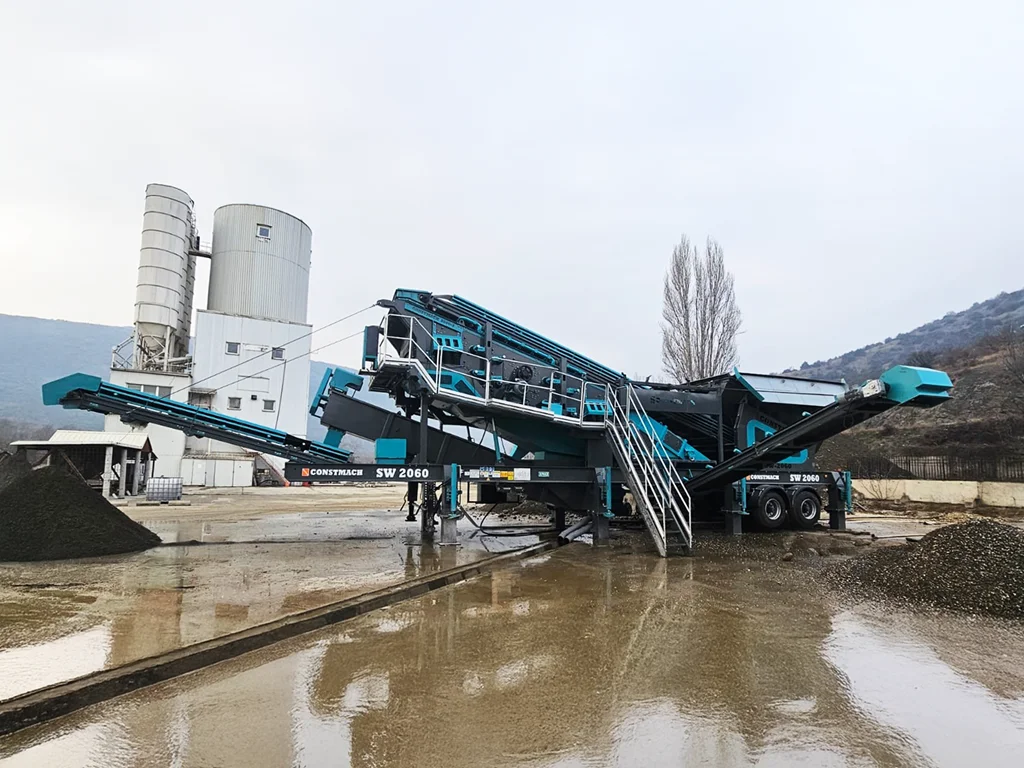 Constmach Commissions SW-2060 Mobile Screening & Washing Plant in North Macedonia