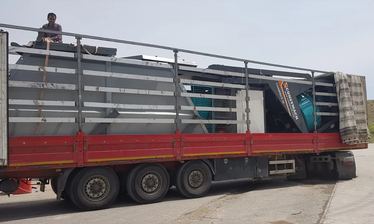 Constmach Compact 30 Compact Concrete Plant Shipped to Hungary