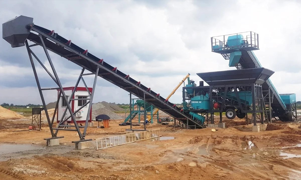 Constmach Mobicom 30 Mobile Concrete Plant Commissioned in Nigeria