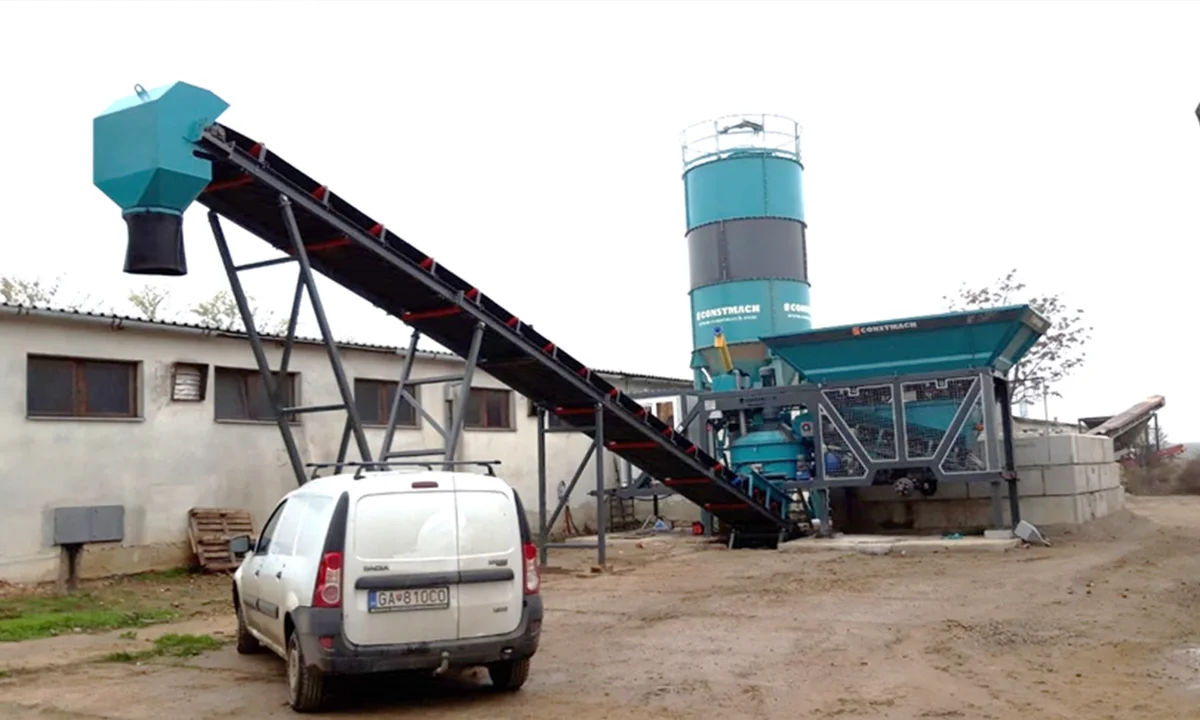 Constmach Mobicom 30 Mobile Concrete Plant Commissioned in Slovakia