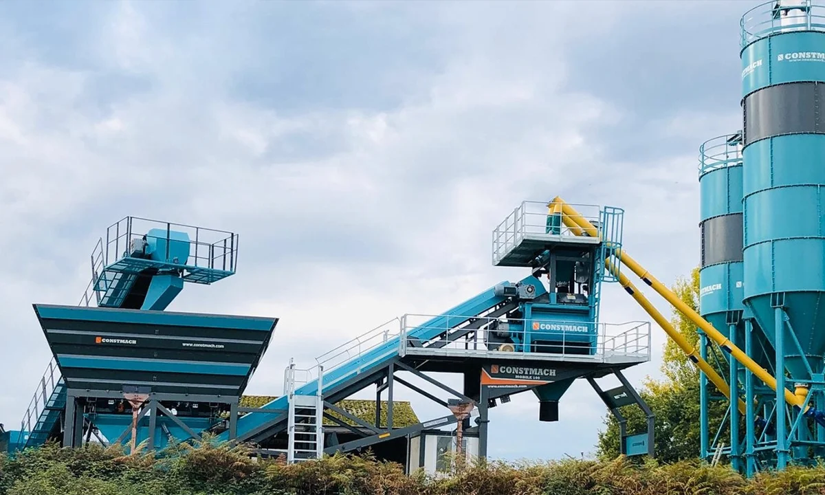 Constmach Mobile 100 Concrete Plant Shipped to France