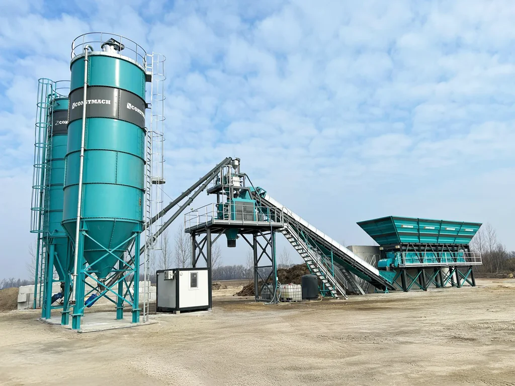 Constmach Compact 60 Concrete Batching Plant Installed in Hungary