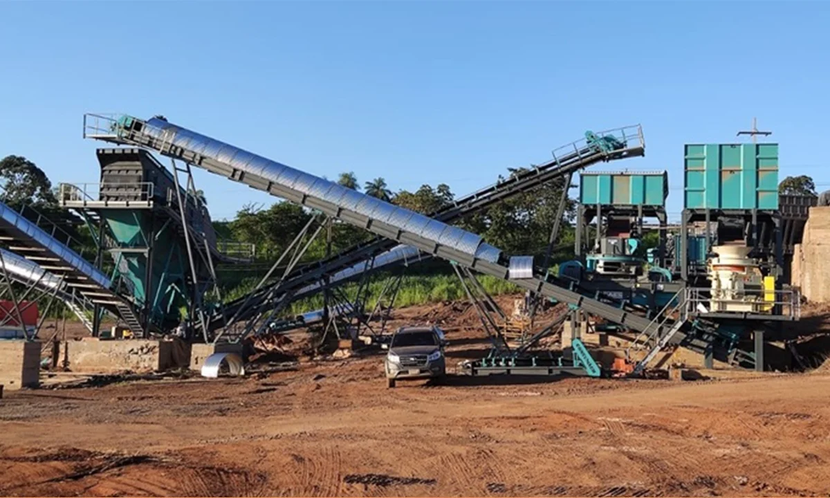 Constmach 400 tph Stationary Crushing and Screening Plant Commissioned in Paraguay