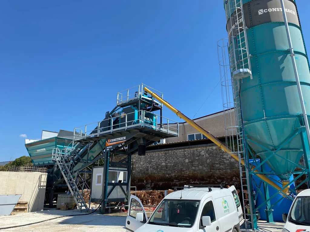 Constmach Mobile 60 Concrete Plant With 100-Tonne Silo Arrives in Croatia