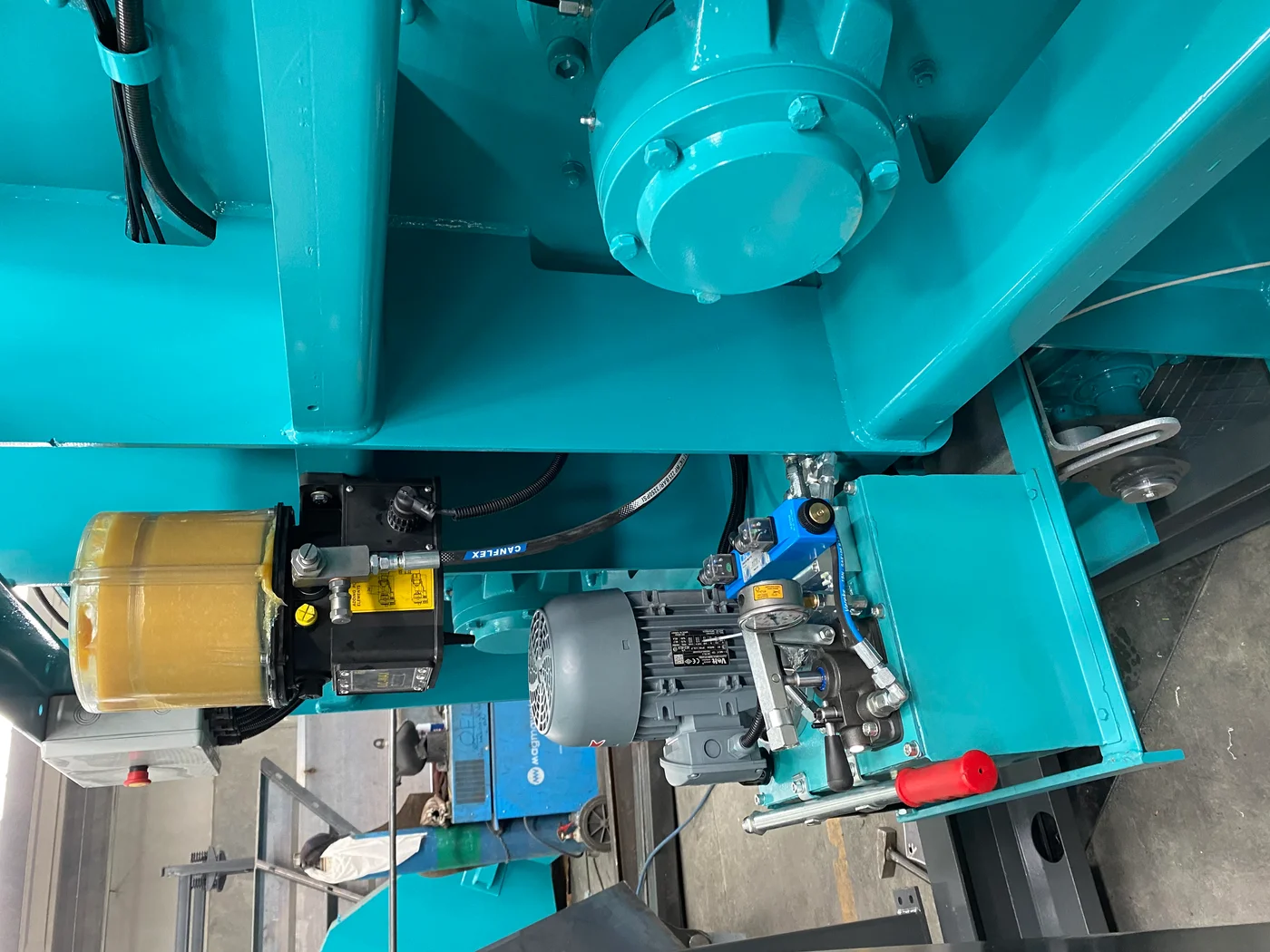 CTS - 3 | Twin Shaft Concrete Mixer — image 5